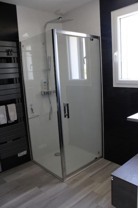 Villa Grand Standing Avec Piscine Proche Nantes La Chapelle-Heulin ภายนอก รูปภาพ